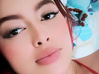 hot strip tease webcam AlaiaAlvarez
