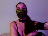 I am Billie!
As sweet as spicy, as sensitive as heartless, as cold as volcanic.
I like to chat, simply... But also more passionately...
If what you see publicly piques your curiosity (and more than that), if you always want more (I understand you), then don