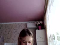 I am cheerful and lively, I love to communicate with people on the internet and have a great time.