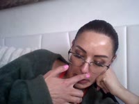 I m super positive person that love to enjoy life