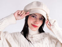 hot cam girl fingering shaved pussy DafneRivas