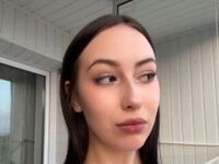 naughty camgirl EllyMcdaniel