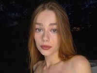 webcamgirl video chat EmilliaFox