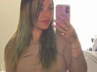 cam girl playing with sextoy EvangelinaGarcia