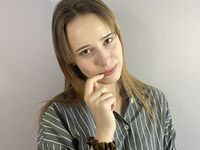 fingering camwhore JullieHopper