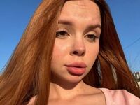 sexy cam girl KarinaSavastru