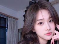 girl showing pussy miaomiao