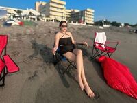 naughty camgirl masturbating with dildo DianeDelosreyes