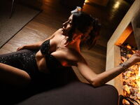 cam girl playing with vibrator TamiKin