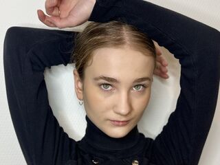 naked webcamgirl video AdamMcghin