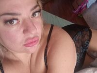 camgirl playing with dildo AgataBurn