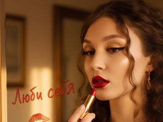 girl topless AgustinaLinder