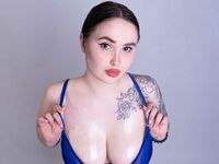 topless webcam girl AilynAdderley