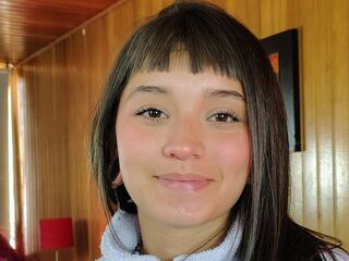 camgirl playing with sextoy AliceMorely