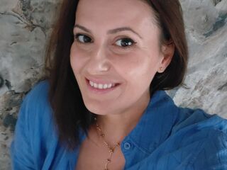 live webcam performer AmazingIsBack