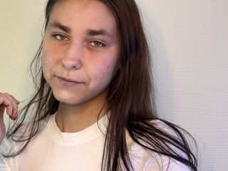 camwhore fingering shaved pussy AngelaDefelice