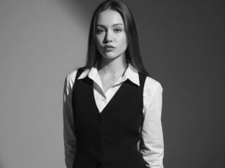 cam hooker chatroom ArianeRovell