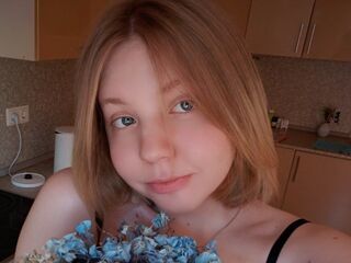 hot cam girl fingering pussy BertaCheyne
