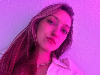 camgirl porn webcam BrandieBeninati
