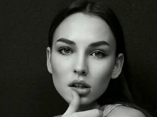 webcamgirl chatroom CariGugliuzza