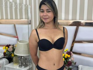 hot chatroom CarlyJoness