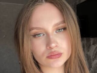 cam slut chat CarylonPreis