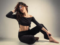 naked cam girl masturbating with dildo ChloeSteele