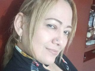 webcam show ClauDarling