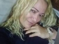live webcam girl ClauWhite