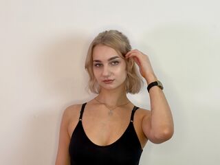adult liveshow CleoHarringtons