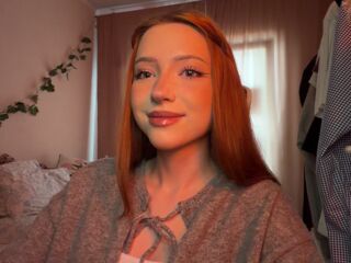 naked cam girl masturbating with dildo DianniLinell