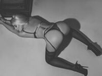 naked webcam girl photo DorothyLake