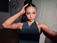 topless camgirl ElizabethNorris