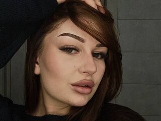 naked cam chatroom ElizabethSteiner