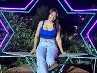 free adult cam EmiVoss