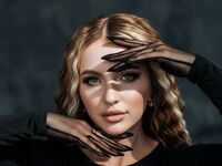 camgirl showing pussy EvaVibe