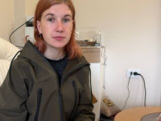 topless webcam girl EvaWright