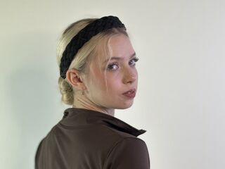 free nude cam EvetteHilado