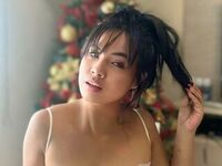 nude webcamgirl FeralBlossom