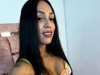 camgirl playing with vibrator GiaRenata