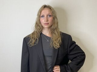 hot cam IrinaVelzeboer