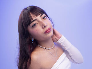 hot chat room IrisVelvet