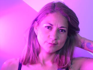 camslut spreading pussy IsabellaBaker