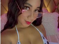 beautiful cam girl JannaYhowns