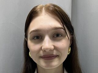 hot chatroom JessiMills