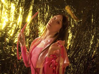 camgirl masturbating with vibrator KarinaSunset