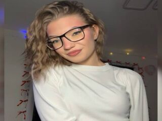 free chat KatieGoodacre