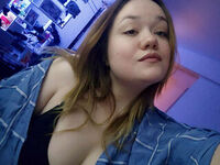 live webcam model KellyHalls