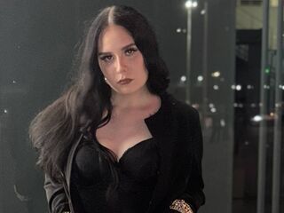 naked cam girl KelsiLowndes