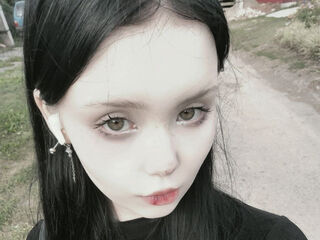 topless webcam girl KrystleHadley